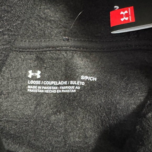 NWT Women’s Under Armour Black and White Hoodie - Picture 5 of 6